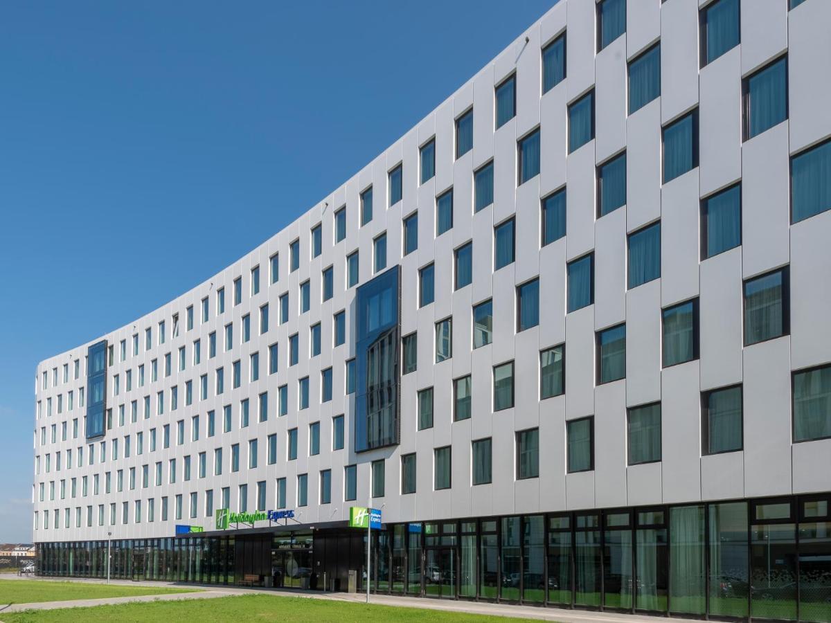 Holiday Inn Express Duesseldorf - Hauptbahnhof By Ihg Exteriér fotografie