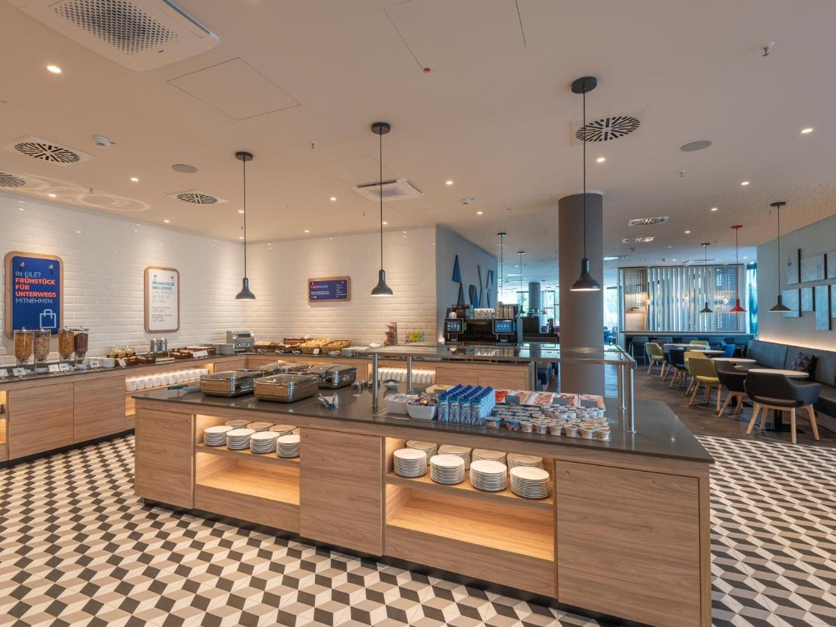 Holiday Inn Express Duesseldorf - Hauptbahnhof By Ihg Exteriér fotografie