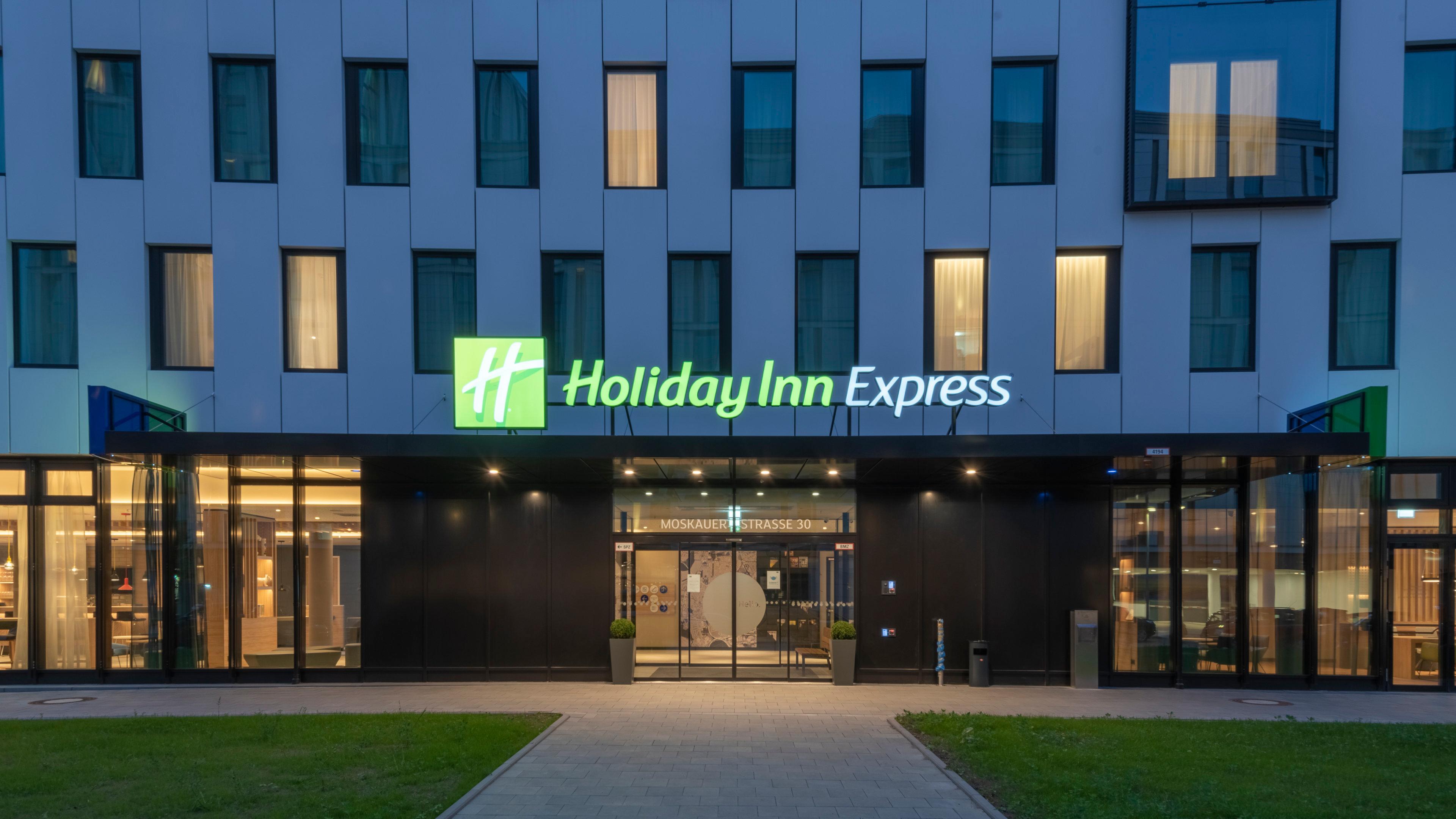 Holiday Inn Express Duesseldorf - Hauptbahnhof By Ihg Exteriér fotografie