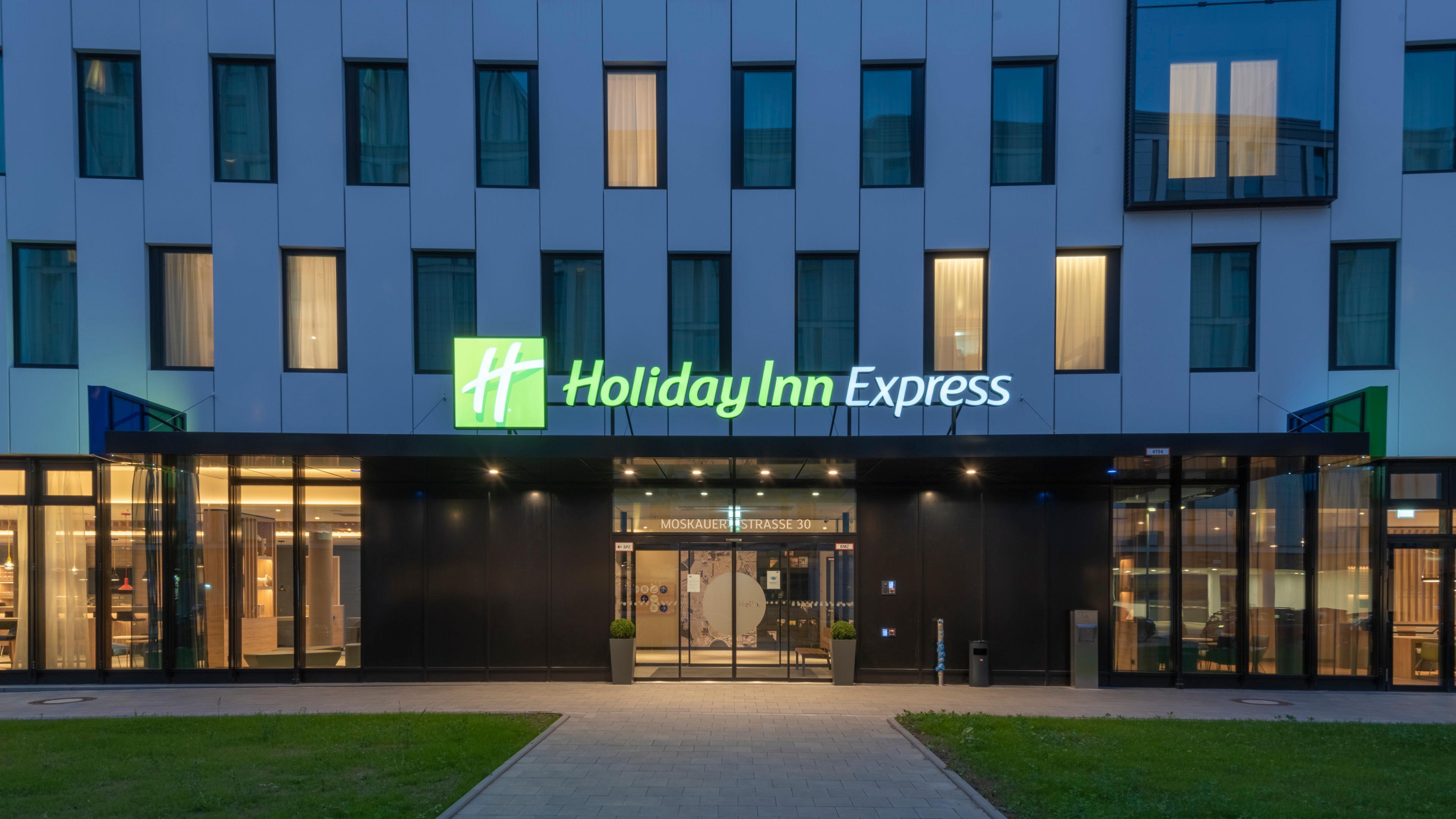 Holiday Inn Express Dusseldorf - Hauptbahnhof, An Ihg Hotel Exteriér fotografie