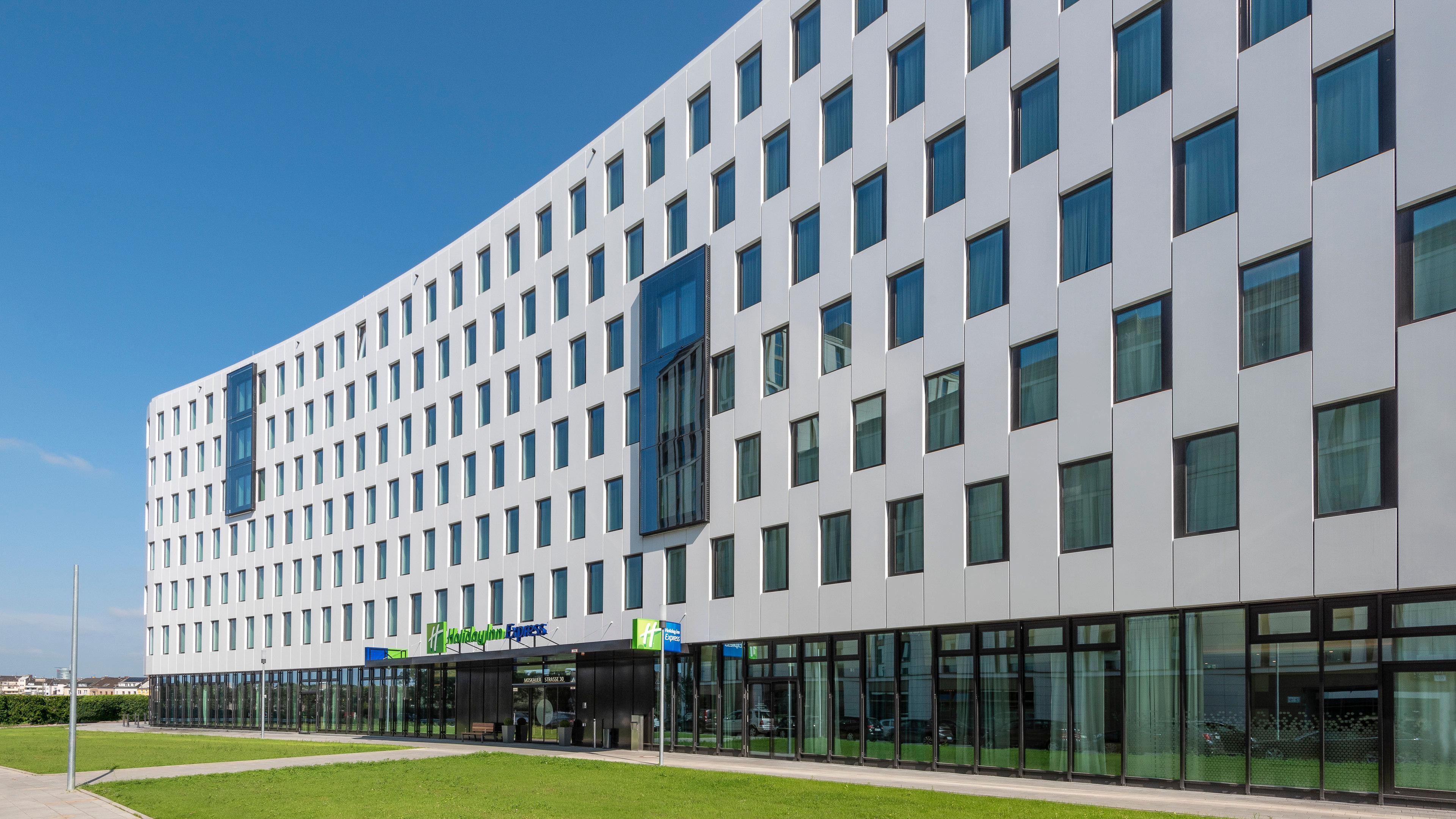 Holiday Inn Express Duesseldorf - Hauptbahnhof By Ihg Exteriér fotografie