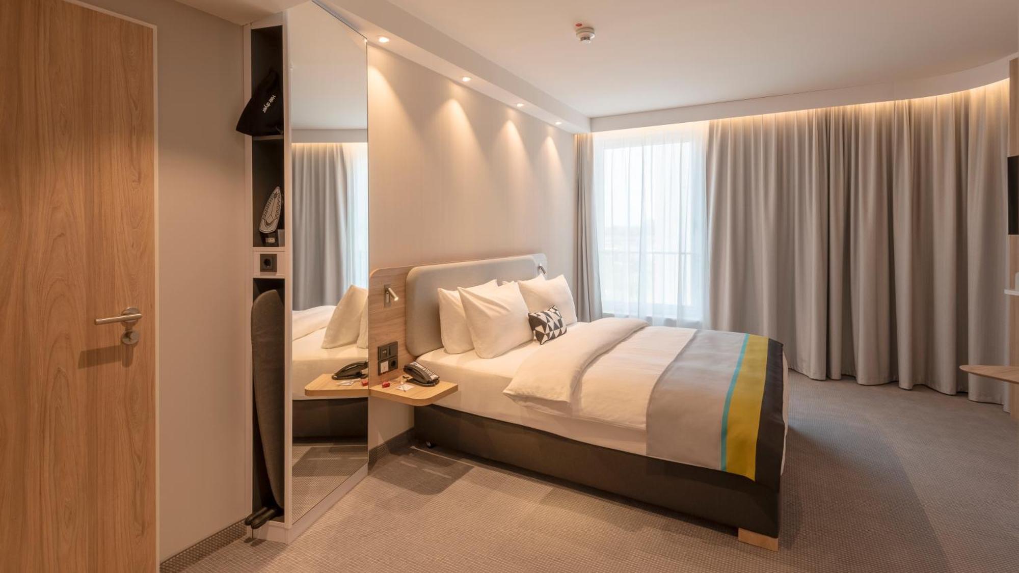 Holiday Inn Express Duesseldorf - Hauptbahnhof By Ihg Exteriér fotografie